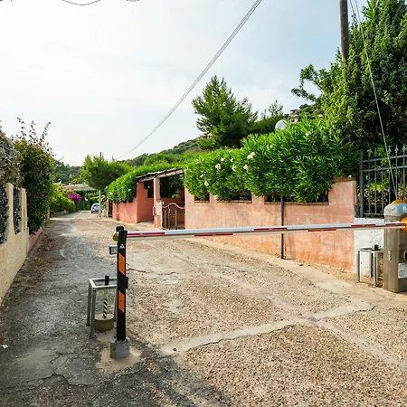 Villa Kala Nostra Geremeas